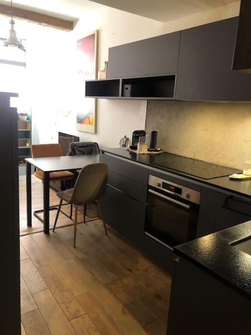 Logement De Charme Aux Carmes Toulouse Exterior foto