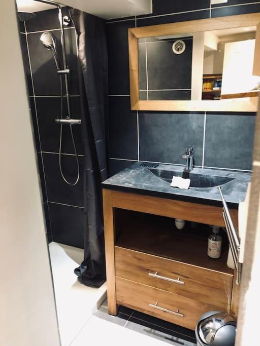 Logement De Charme Aux Carmes Toulouse Exterior foto